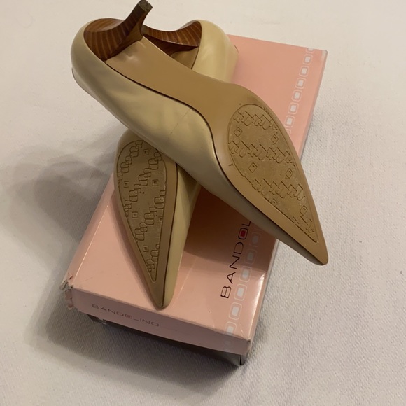 Bandolino Pointy toe heels - Picture 2 of 4